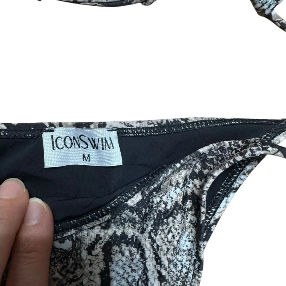 ICONS WIM.  Snake Print Bikini